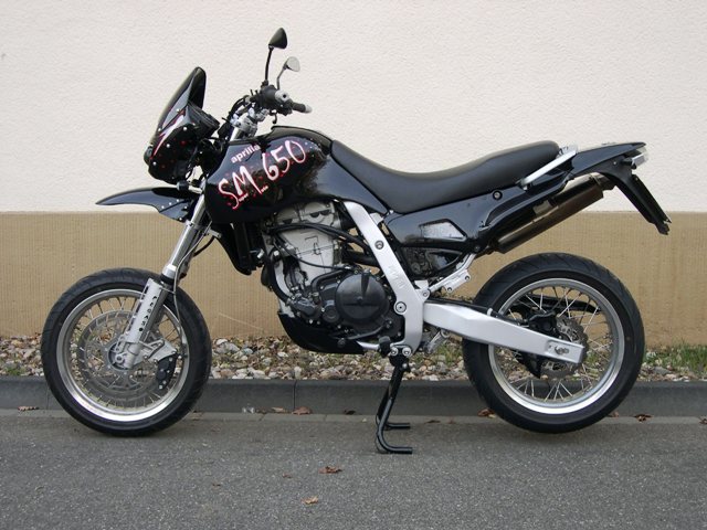 Aprilia Pegaso Supermoto