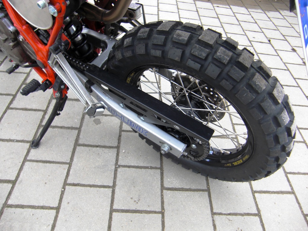 Honda Dominator Flattrack
