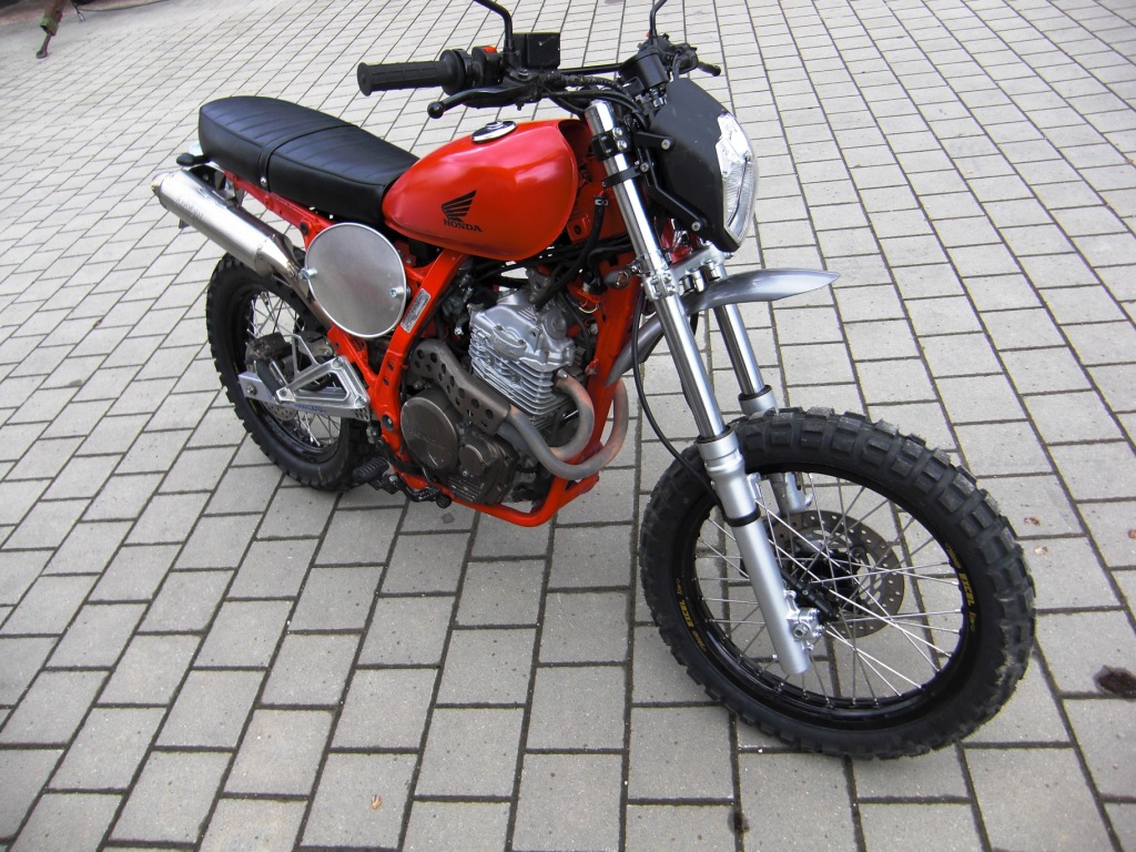 Honda Dominator Flattrack