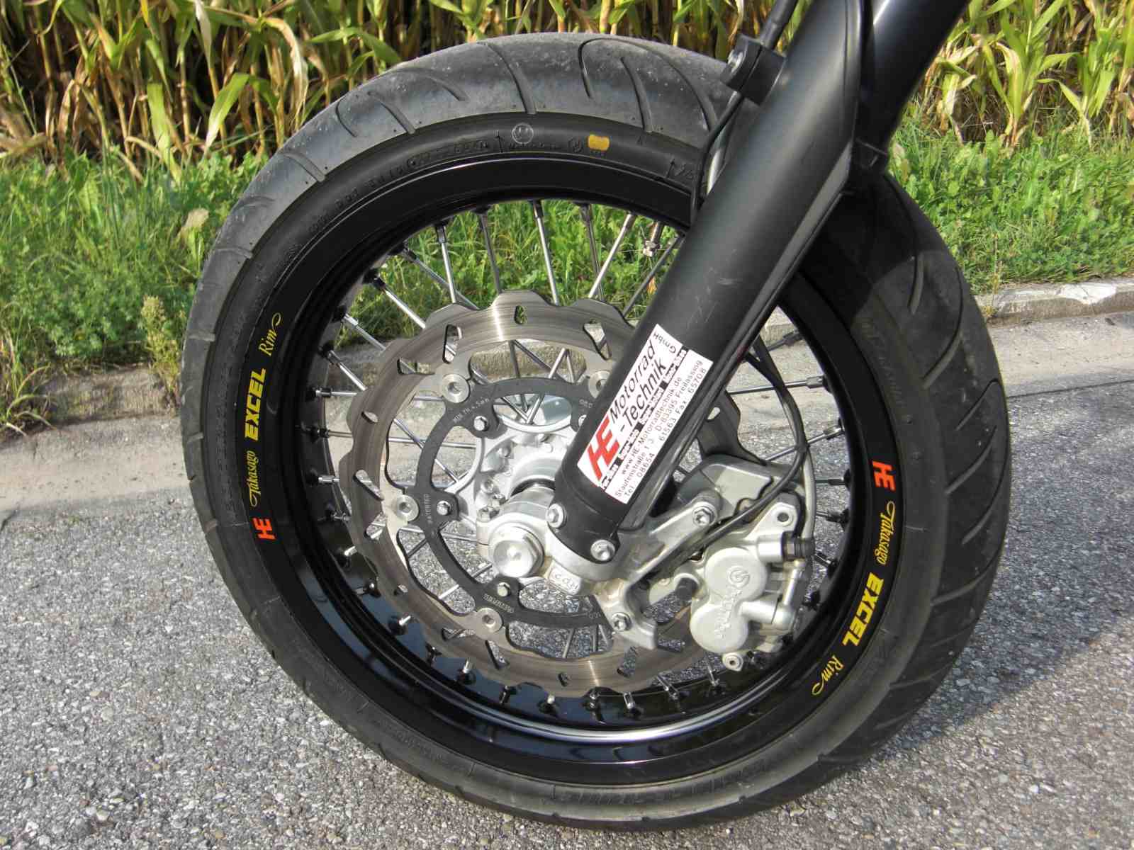 KTM 690R Supermoto