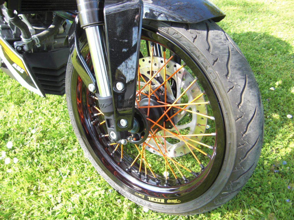 KTM 125 Duke Excel schwarz Speichen orange